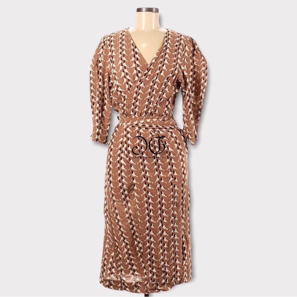 Mirth Krabi Wrap Dress Size Medium - NWT